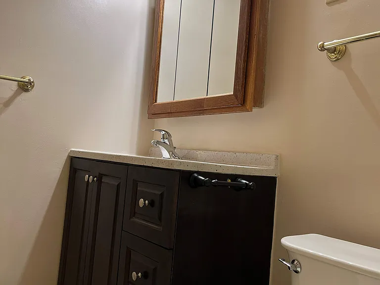 30 Hinsdale Ln — Photo 11