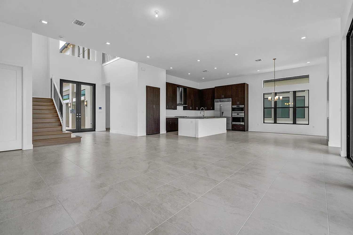 6 bed, 8.0 bath, 5453 sqft, $18,000 — Photo 4