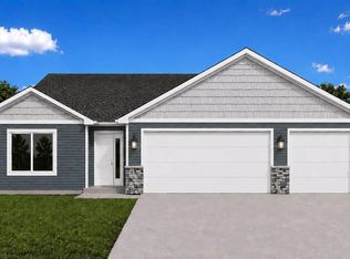 867 Goves Way, Madelia, MN 56062