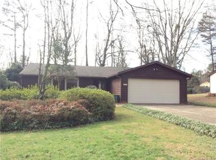 217 Regency Dr, Charlotte, NC 28211