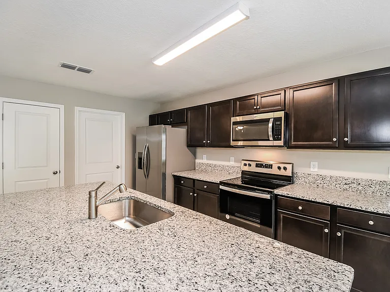 7355 New Meadows Ct — Photo 7