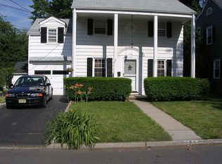 141 Lees Ave, Teaneck, NJ 07666