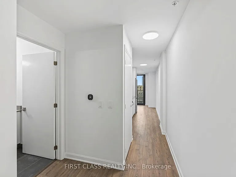 223 Princess St #403 — Photo 3