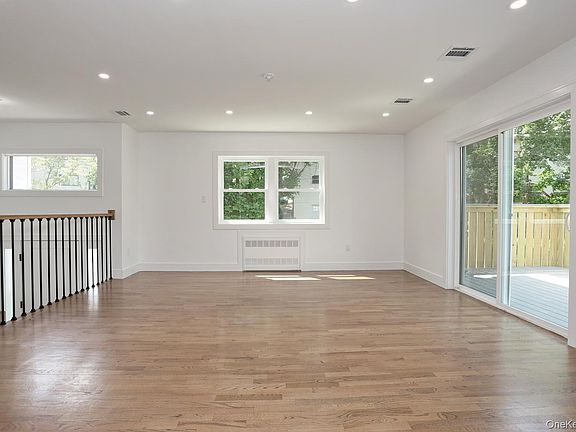 5th image of 38 Singer Avenue
