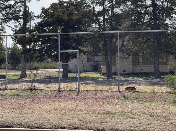410 Buckler Ave, Pampa, TX 79065