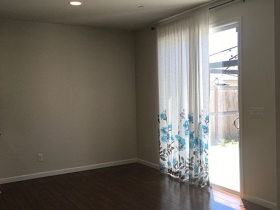 4th image of 10062 Newhart Ct