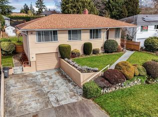 190 Homer Rd, Saanich, BC V8Z 1V6