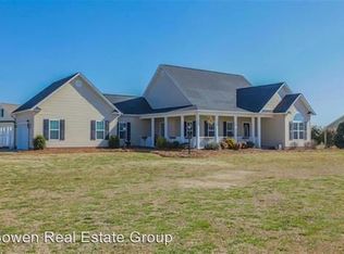 200 Grafton Ct, Jacksonville, NC 28540