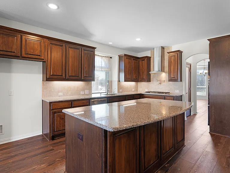 1209 Rogers Pkwy — Photo 10