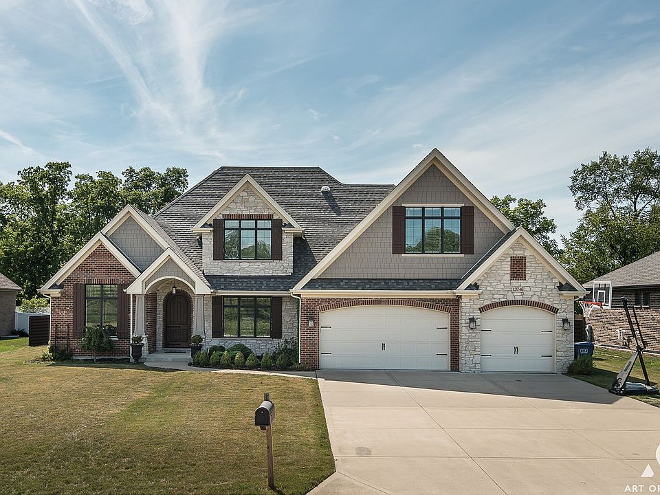 1st image of 13746 S Dublin Dr