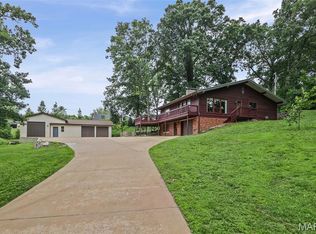 3871 Ridge View Rd, Edwardsville, IL 62025