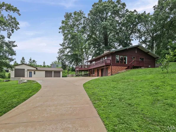 3871 Ridge View Rd, Edwardsville, IL 62025