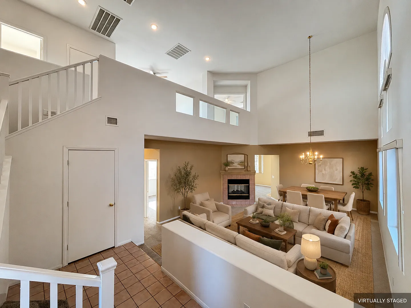 Spacious 4Bed/3Bath/2Car- Summerlin Home with Downstairs Bedroom, Loft & 2-Car Garage! — Photo 2
