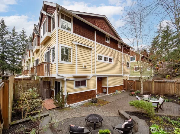811 NW 97th Street #B, Seattle, WA 98117