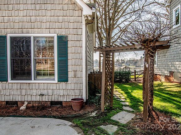 4th image of 104 Chandeleur Dr