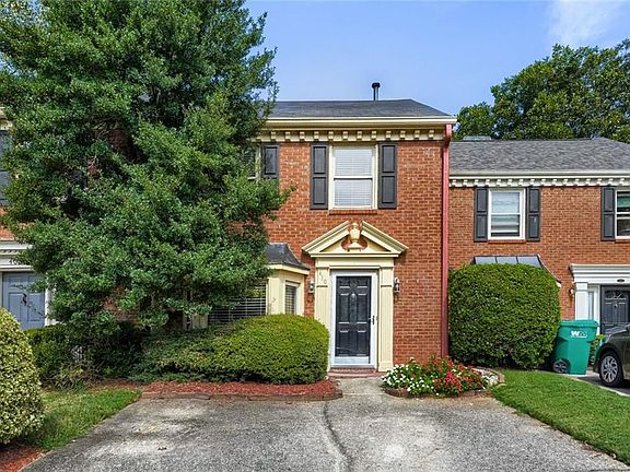 2nd image of 410 Forestgate Ct