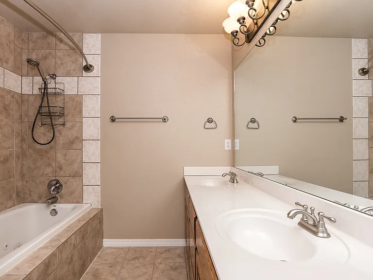 5 Wreston Ln — Photo 8