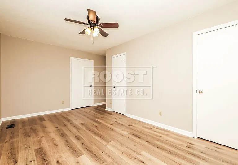 2406 Springfield Xenia Rd — Photo 7