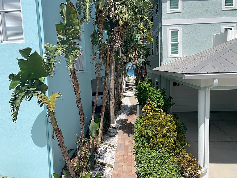 Gulf Blvd — Photo 28