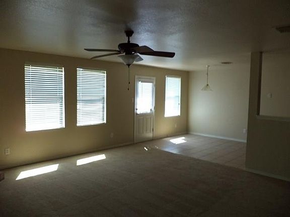 4th image of 2812 Prairie Ct