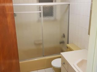 139 Bay 13th St #1, Brooklyn, NY 11214