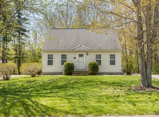 11 Wintergreen Dr, Gorham, ME 04038