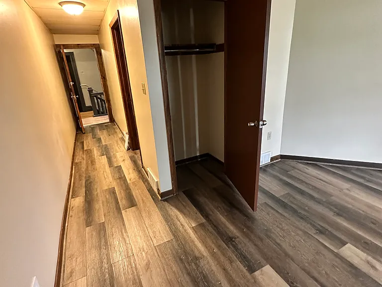 525 Larimer Ave #18 — Photo 9