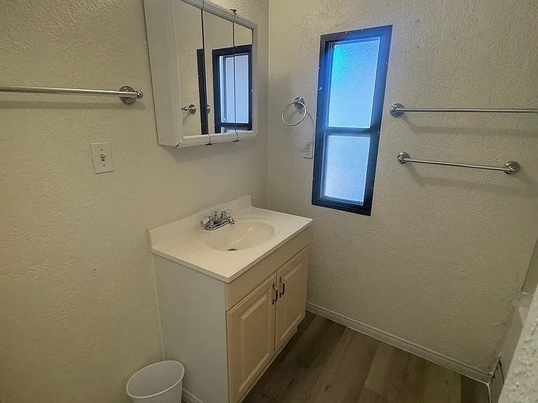 733 Highway 60 — Photo 11