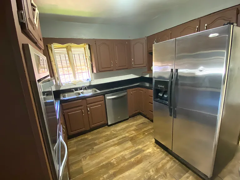 4547 Bessie Ave — Photo 6