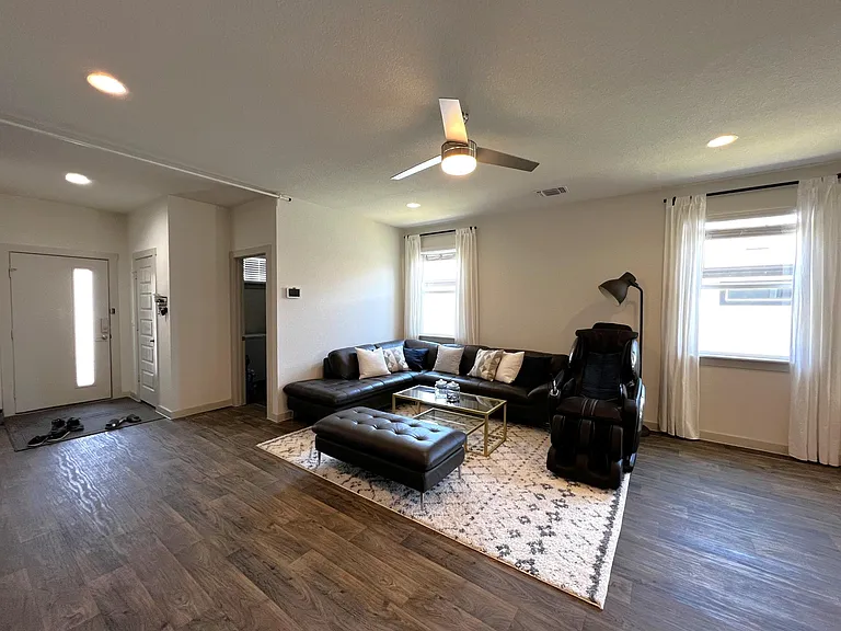 4613 Quarrybank Dr — Photo 5