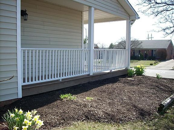 3rd image of 3857 Forest Green Dr