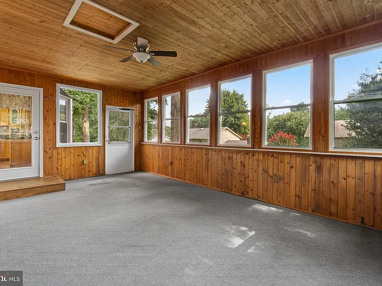 9707 Rossetti Ct — Photo 12