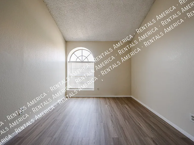 3921 W Ivanhoe St #176 — Photo 28
