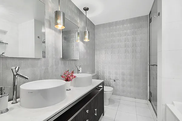 Sold by Compass | media 6