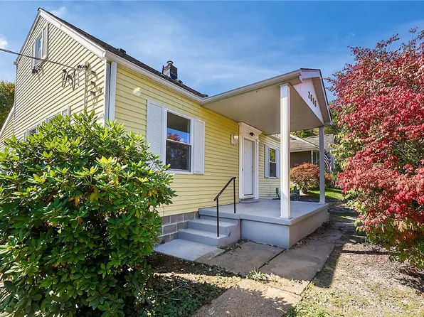 2686 Main St, White Oak, PA 15131