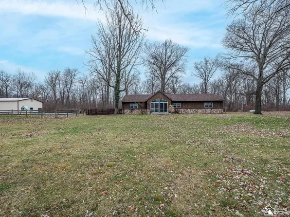 2690 Morin Grove St, Erie, MI 48133