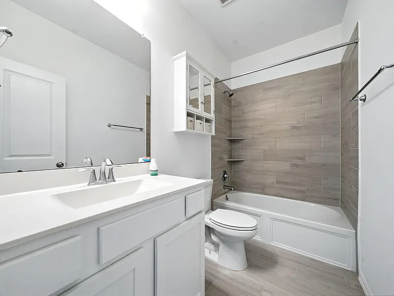 15011 Old Horseshoe Lake Dr — Photo 16