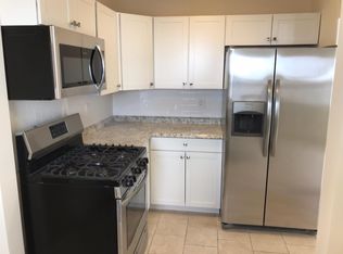 72 Freeport St, East Islip, NY 11730