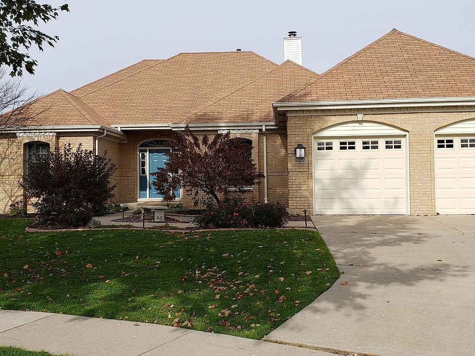 1st image of 1229 Wales Ct