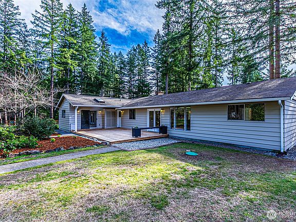 5th image of 18056 SE 317th Street