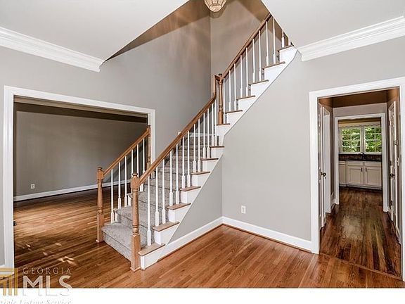 4th image of 1230 Midland Way