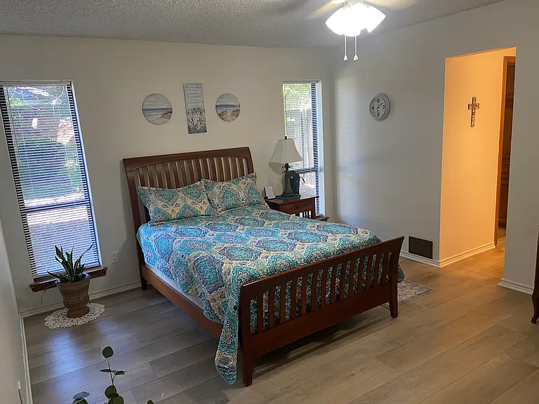 1114 Dove Hollow Rd — Photo 16