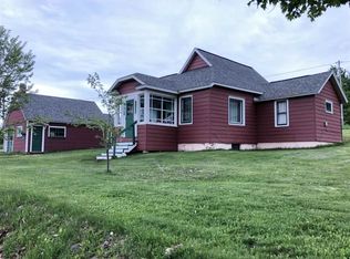 886 Juniper St, Ishpeming, MI 49849