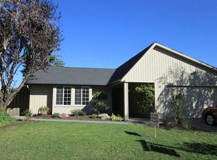 17075 NW Meadow Grass Dr, Beaverton, OR