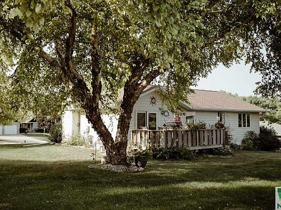 4th image of 2033 Greenbrier Ct