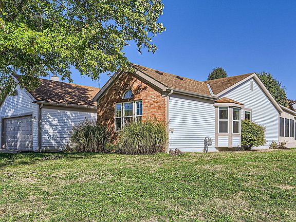 2nd image of 1208 Starlight Dr