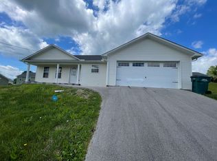 2038 Jonathan Dr, White Pine, TN 37890