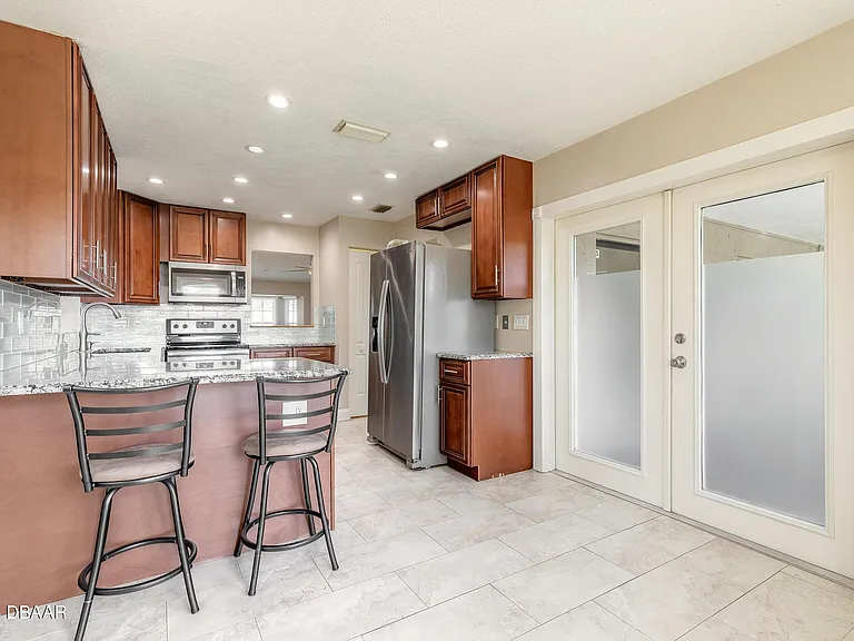 10 Cormorant Ct — Photo 11