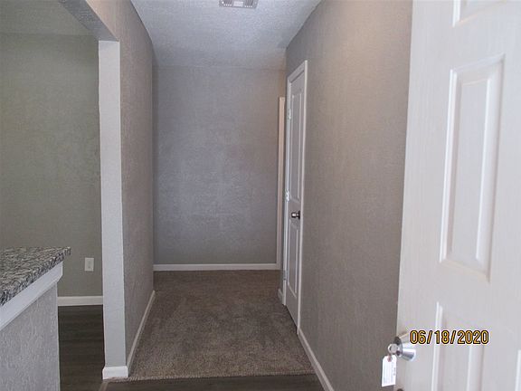 2nd image of 6203 NW Cheyenne Ave