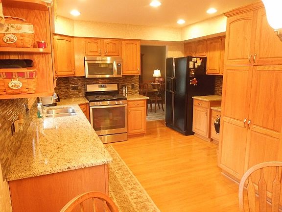 5th image of 26635 N Cherrywood Ln